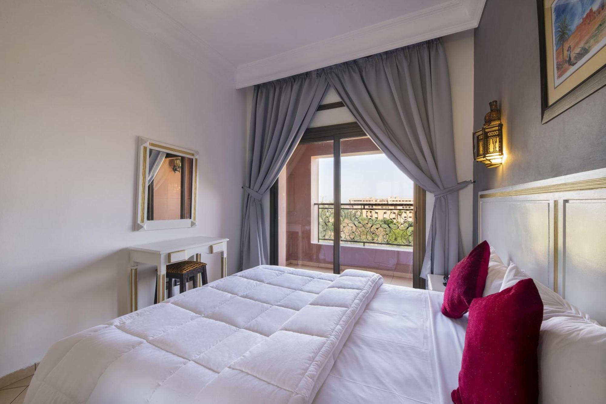 Mogador Menzah Appart Hotel Marrakesh Exterior photo