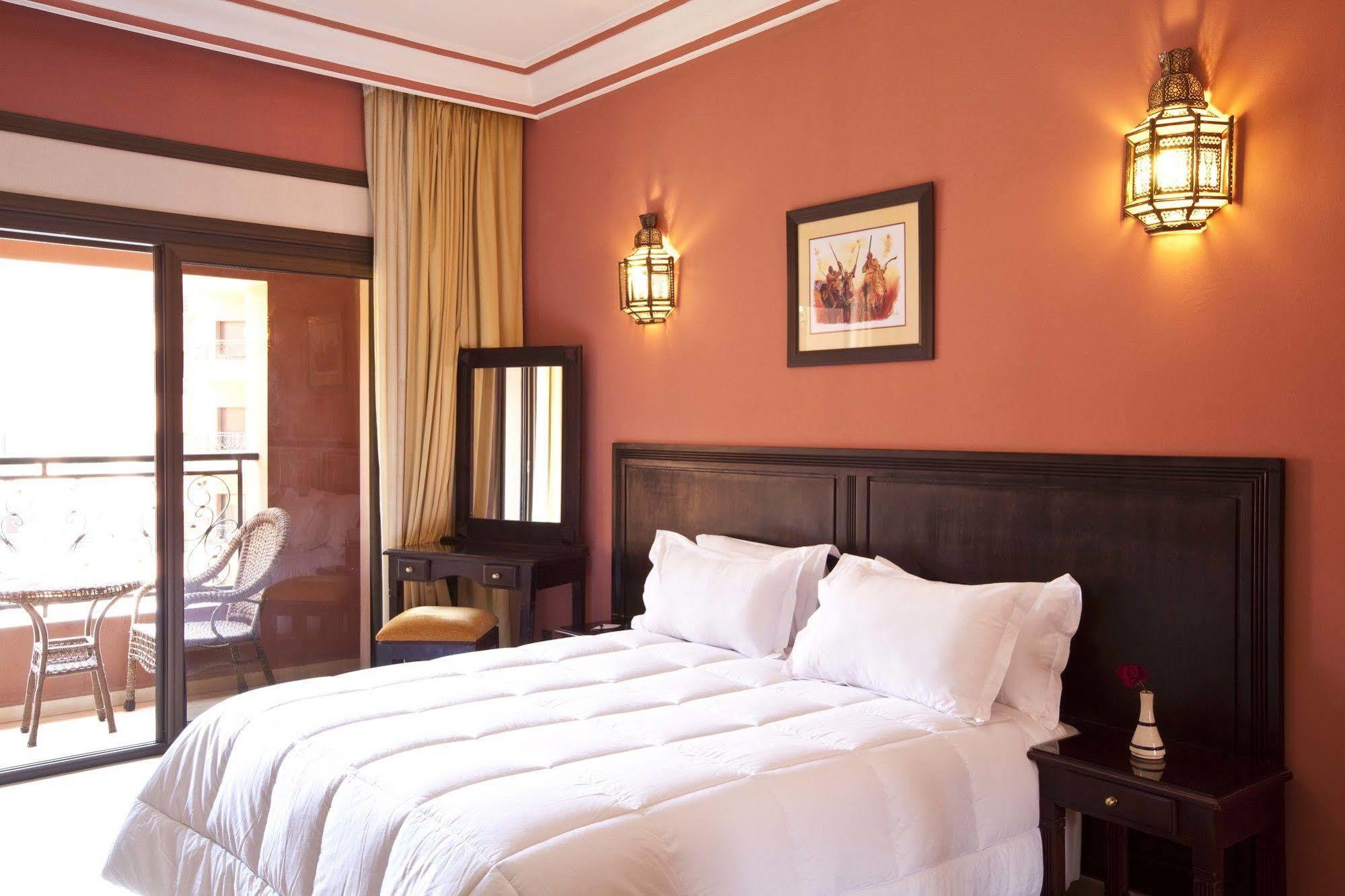 Mogador Menzah Appart Hotel Marrakesh Exterior photo